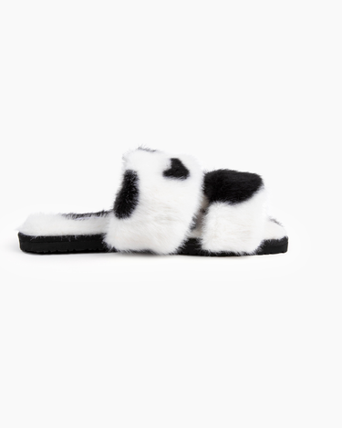 Chelsea Peers NYC Cuffed Dome Slippers | Freemans